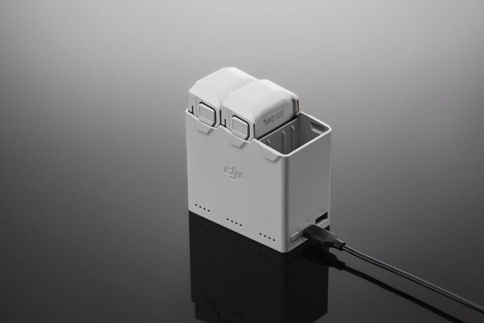 Dji Mini 4 Pro/Mini 3 Series CHX162-30 Two-Way Charging Hub Orjinal (EU) (Dji Türkiye Karfo Karacasulu Garantili)