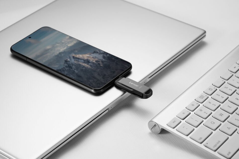 Lexar 64GB LJDD400064G-BNQNG JumpDrive TYPE-C USB 3.1 D400 Read 130MB/s Flash Bellek