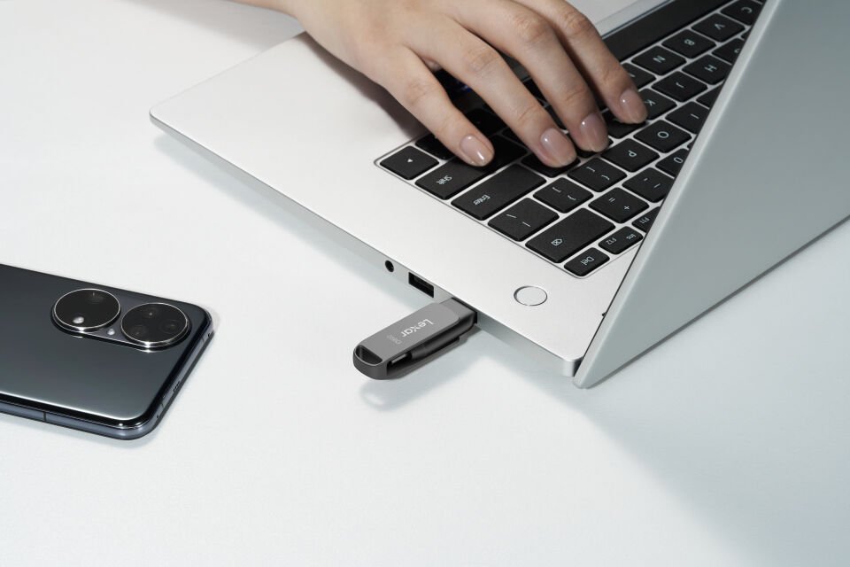 Lexar 64GB LJDD400064G-BNQNG JumpDrive TYPE-C USB 3.1 D400 Read 130MB/s Flash Bellek